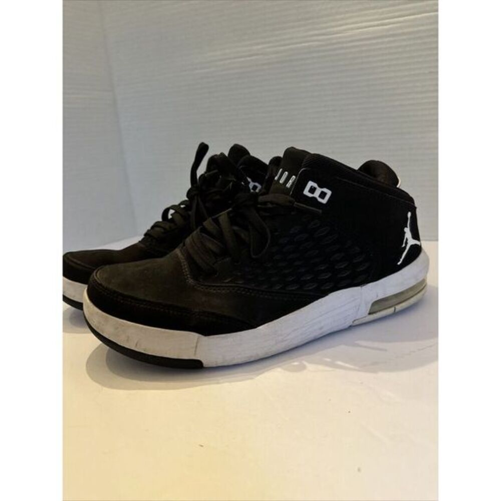 EUC Mens Size 7.5 Black White Jordan Flight Origin 4 Basketball Shoes 921196 001